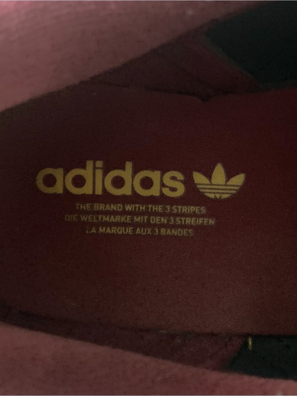 adidas GAZELLE Women’s SZ 7.5 Burgundy Suede Sneakers with Gold Stripes - Picture 9 of 13